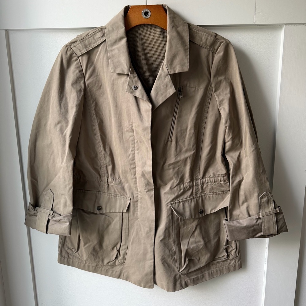 Victorinox Swiss Army Women's Jacket Khaki Tan Zipper Pockets Outdoors Utility M